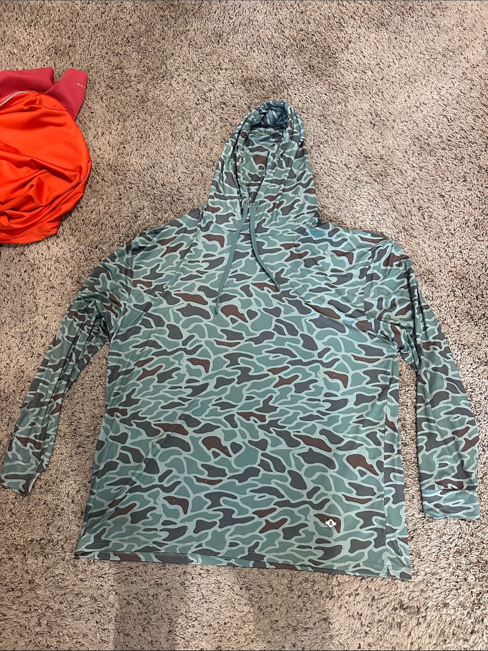 Burlebo Green Camo Hooded Long Sleeve Pullover